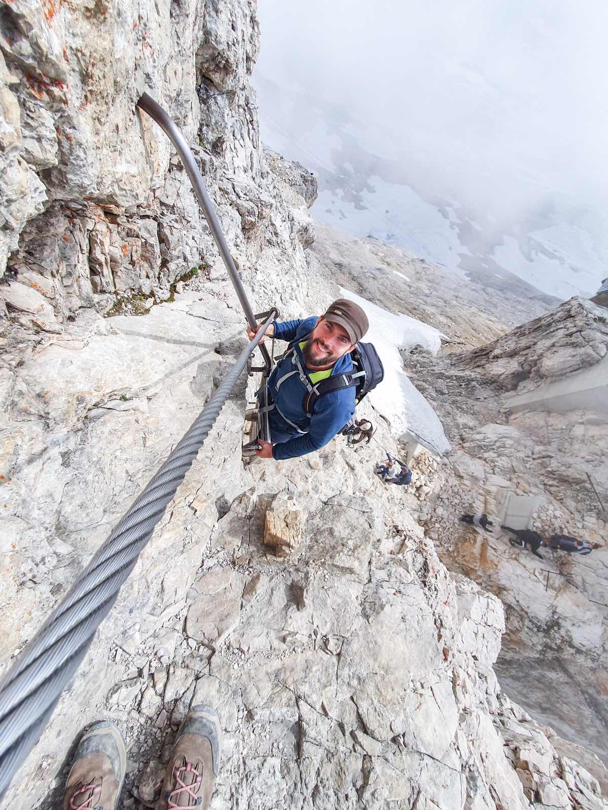 Wanderung auf die Zugspitze Von der Ehrwalder Alm über das Gatterl