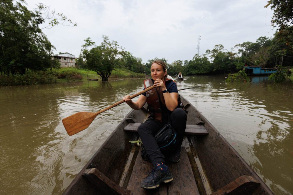 Kanufahrt auf dem Amazonas