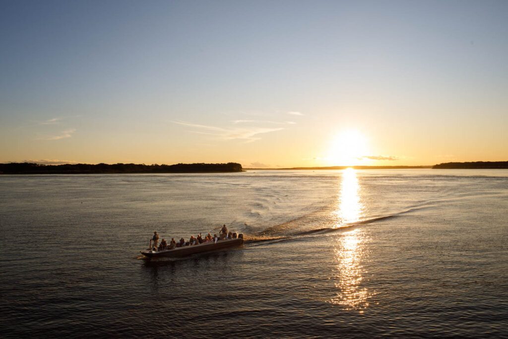 Mit dem Schiff über den Amazonas in Peru
