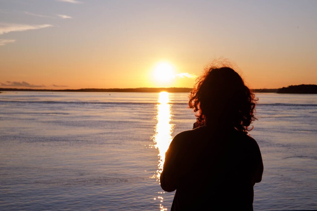 Sonnenuntergang über dem Amazonas